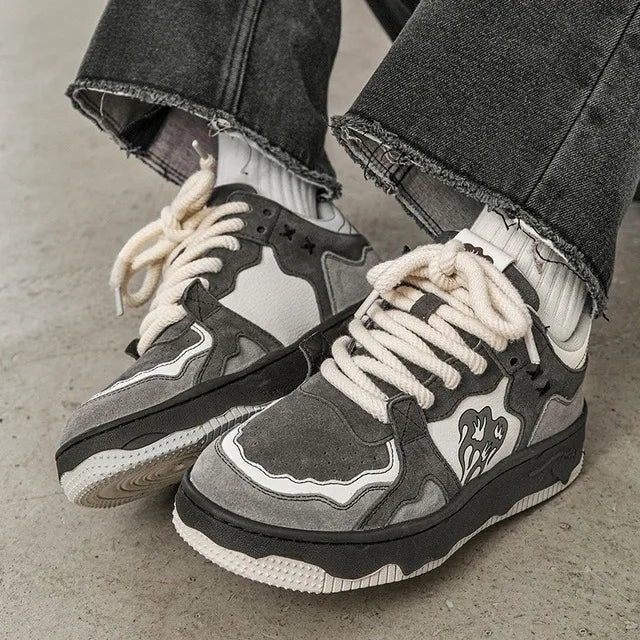 VintageVibe™ Flat Skate Shoes For Men